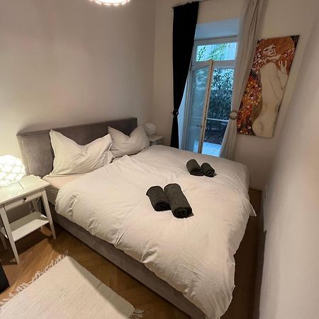 Quiet Apartment Next To Belvedere & Central Station Вена Экстерьер фото