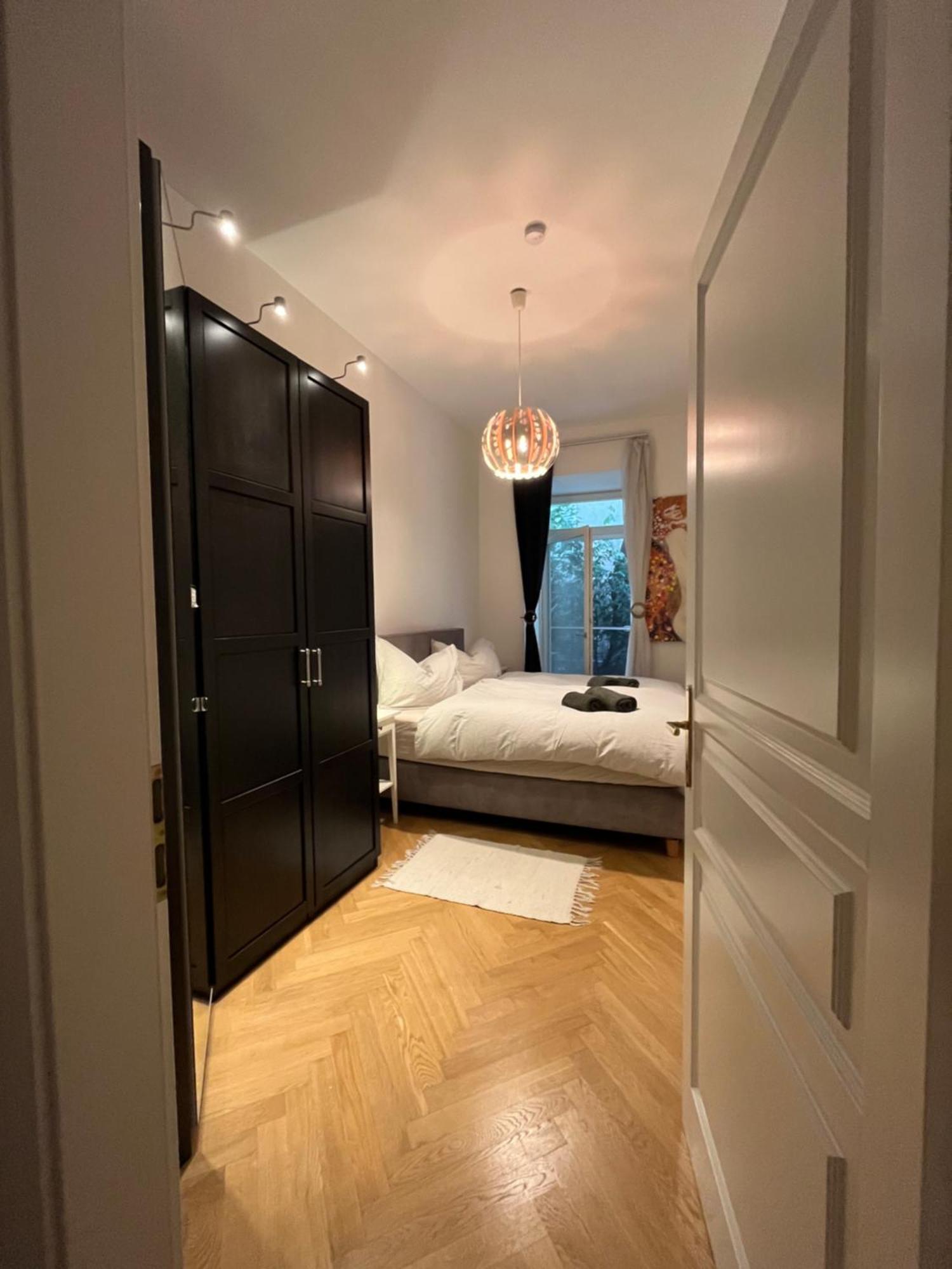 Quiet Apartment Next To Belvedere & Central Station Вена Экстерьер фото