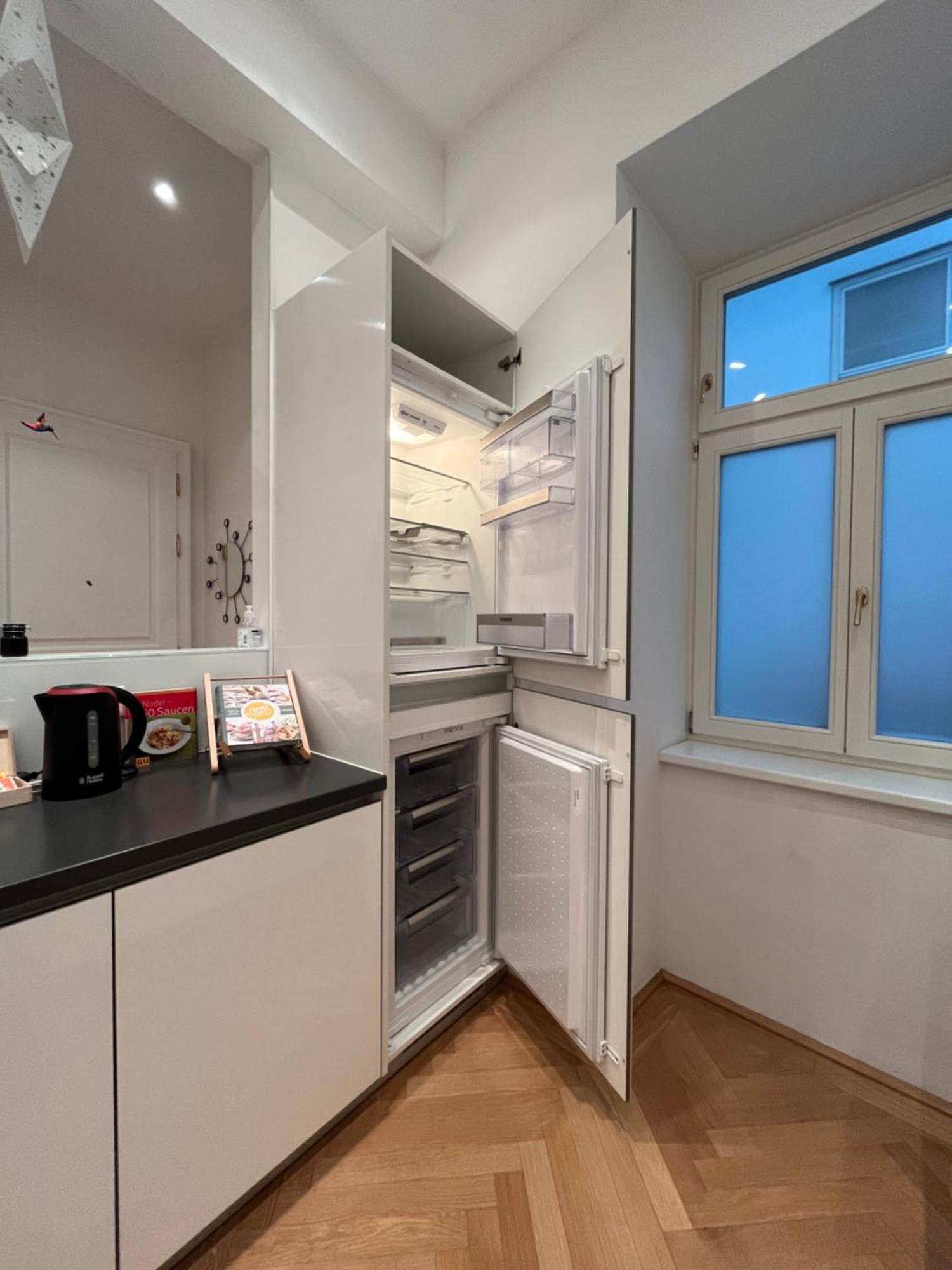 Quiet Apartment Next To Belvedere & Central Station Вена Экстерьер фото
